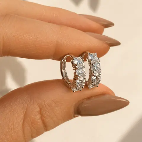 Aros 4 Diamantes — Plata — Principal