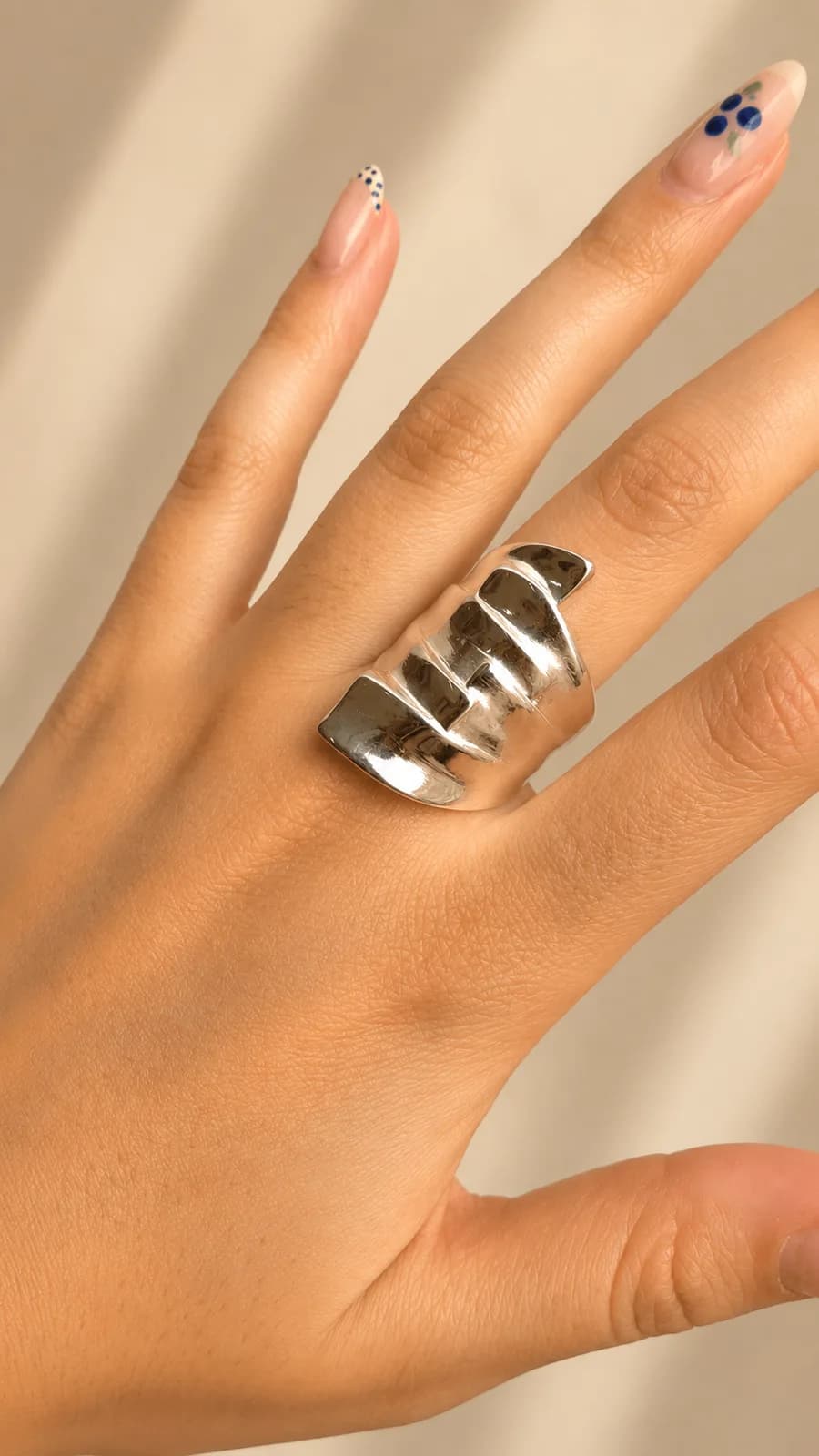 Anillo Cinta Ancha Espiral