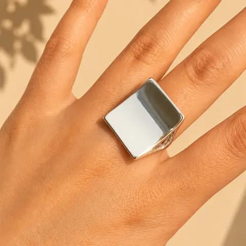 Anillo Cuadrado Concavo — Plata — Principal