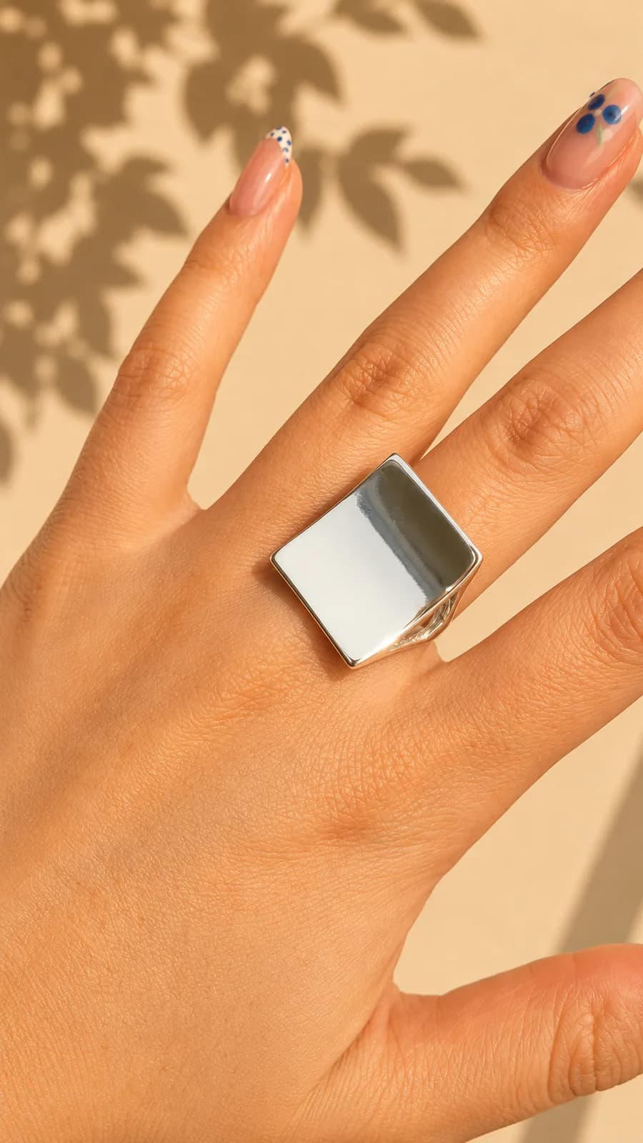 Anillo Cuadrado Concavo