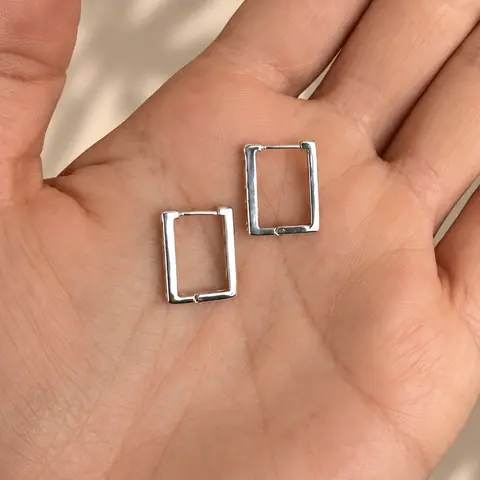 Quadra — Plata — Detalle