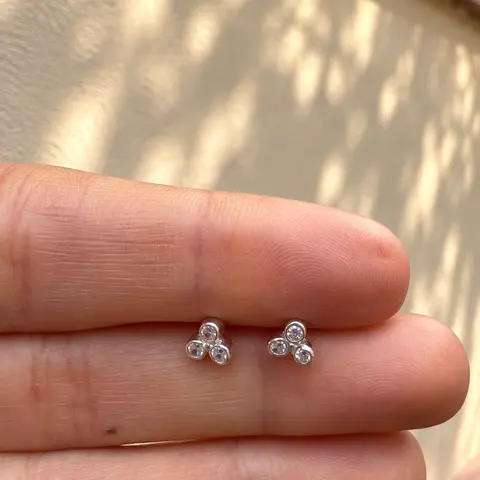 Trilia — Plata — Detalle