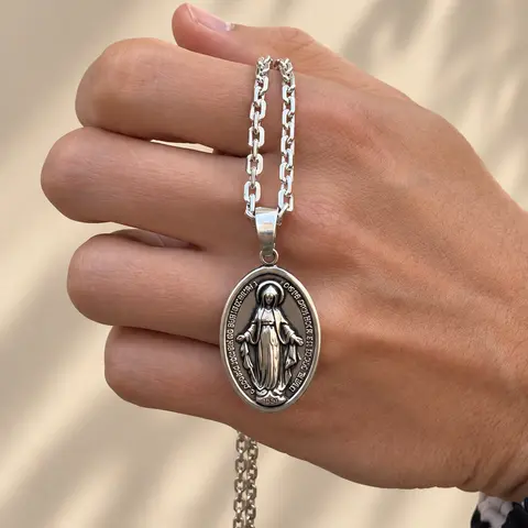 Milagrosa — Plata — Detalle