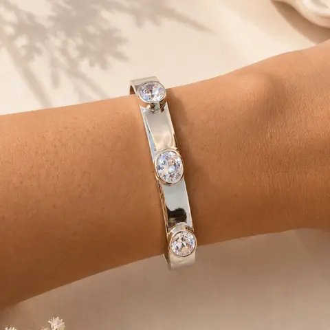 Zarina — Plata — Principal